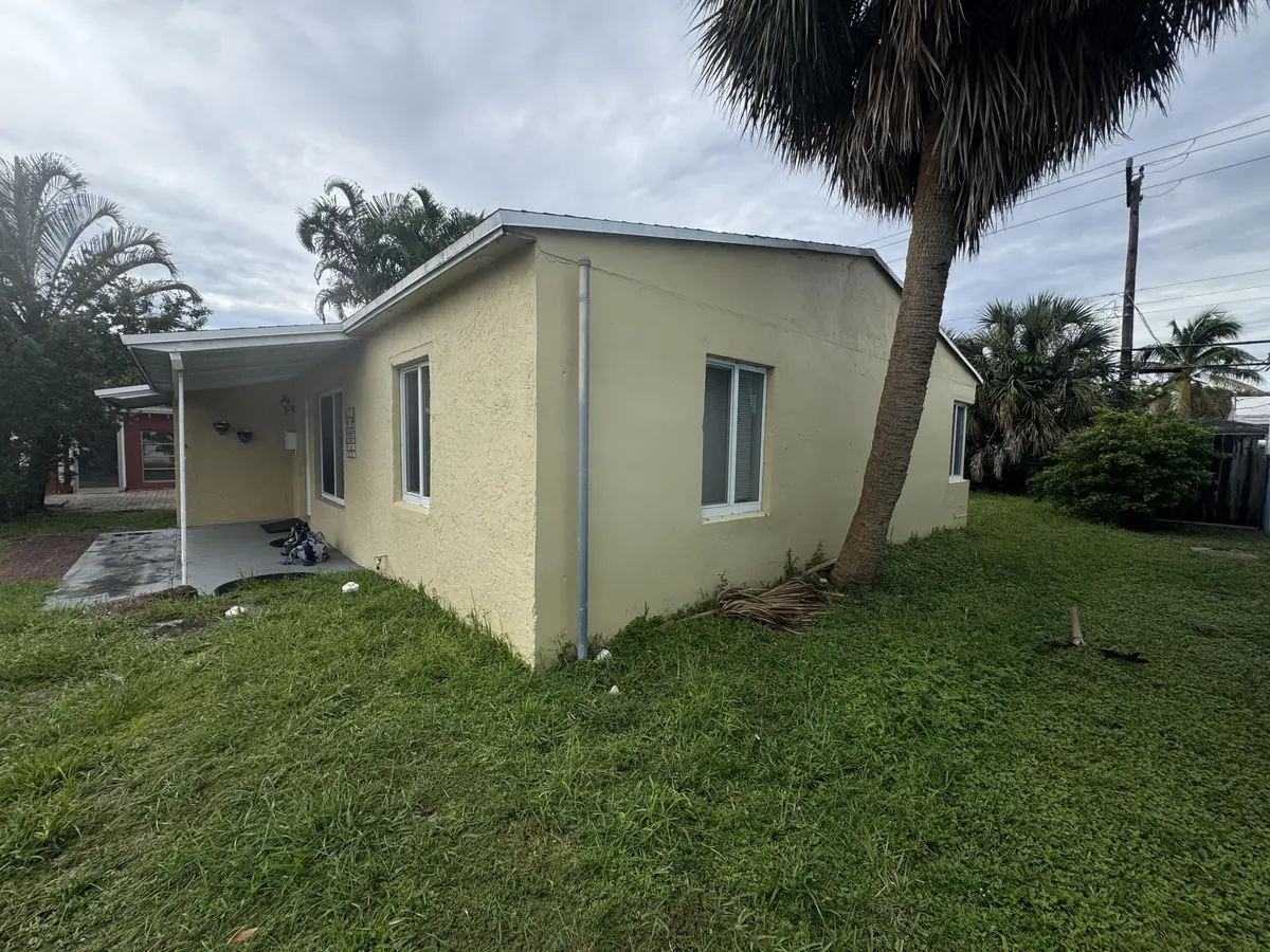 IMG_2903 - jpg at 271 E COMMERCIAL Boulevard, Oakland Park