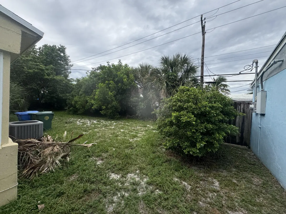 IMG_2904 - jpg at 271 E COMMERCIAL Boulevard, Oakland Park