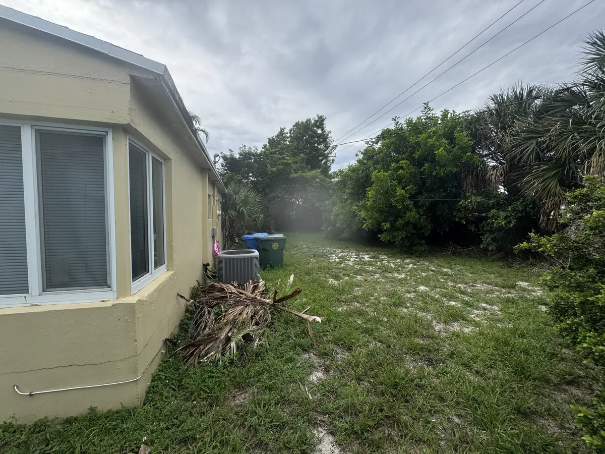 IMG_2905 - jpg at 271 E COMMERCIAL Boulevard, Oakland Park