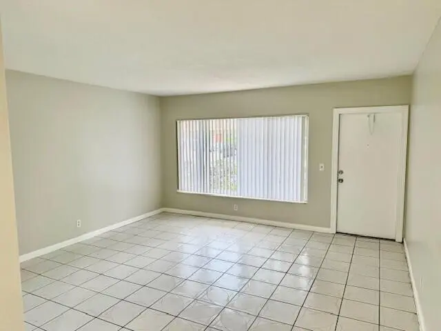 living room window at 2303 S Federal Highway 5, Boynton Beach