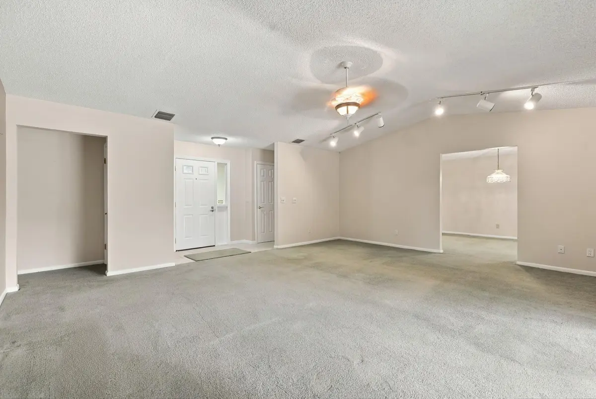 7-print-0V8A7529 at 5503 BIRCH Drive, Fort Pierce