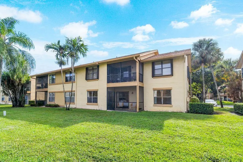 Backside of unit at 13145 CHADWICK Court 14, Wellington