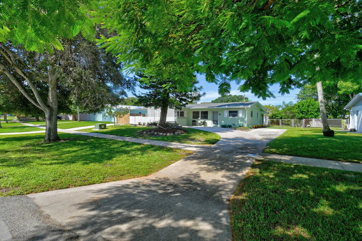 12229ColonyAve Front View at 12229 COLONY Avenue, Palm Beach Gardens