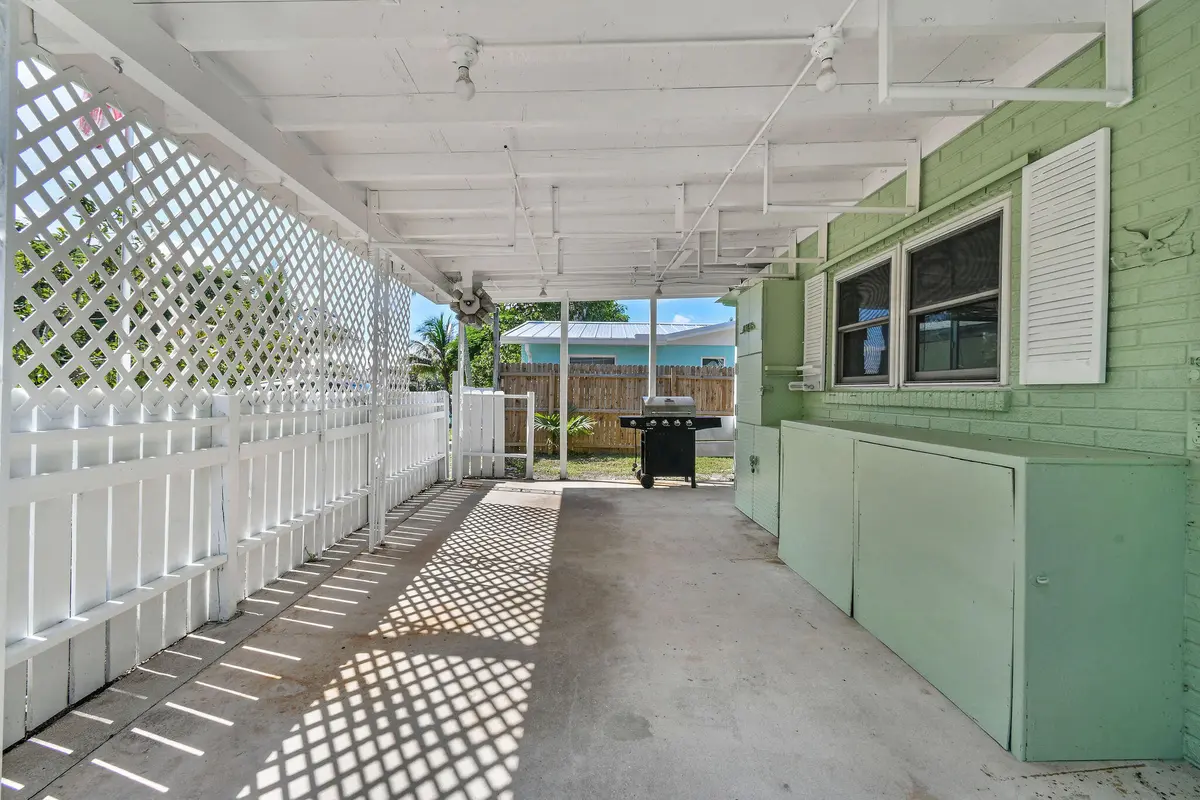 12229ColonyAve Spacious covered carport at 12229 COLONY Avenue, Palm Beach Gardens