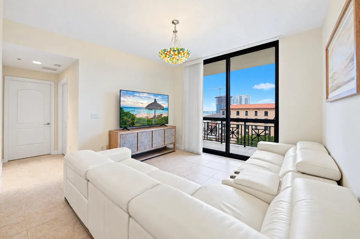 living room at 801 S Olive Avenue 601, West Palm Beach