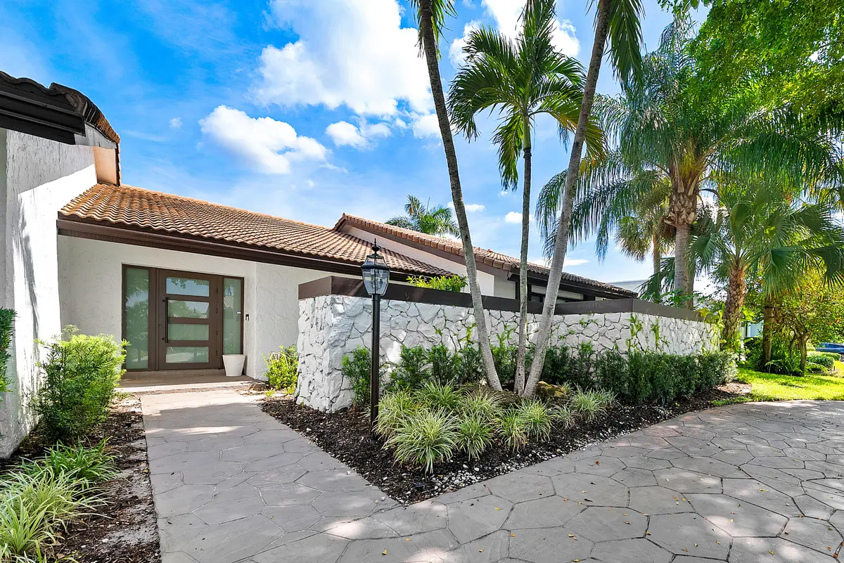 Front Door at 3527 Pine Lake Court, Delray Beach