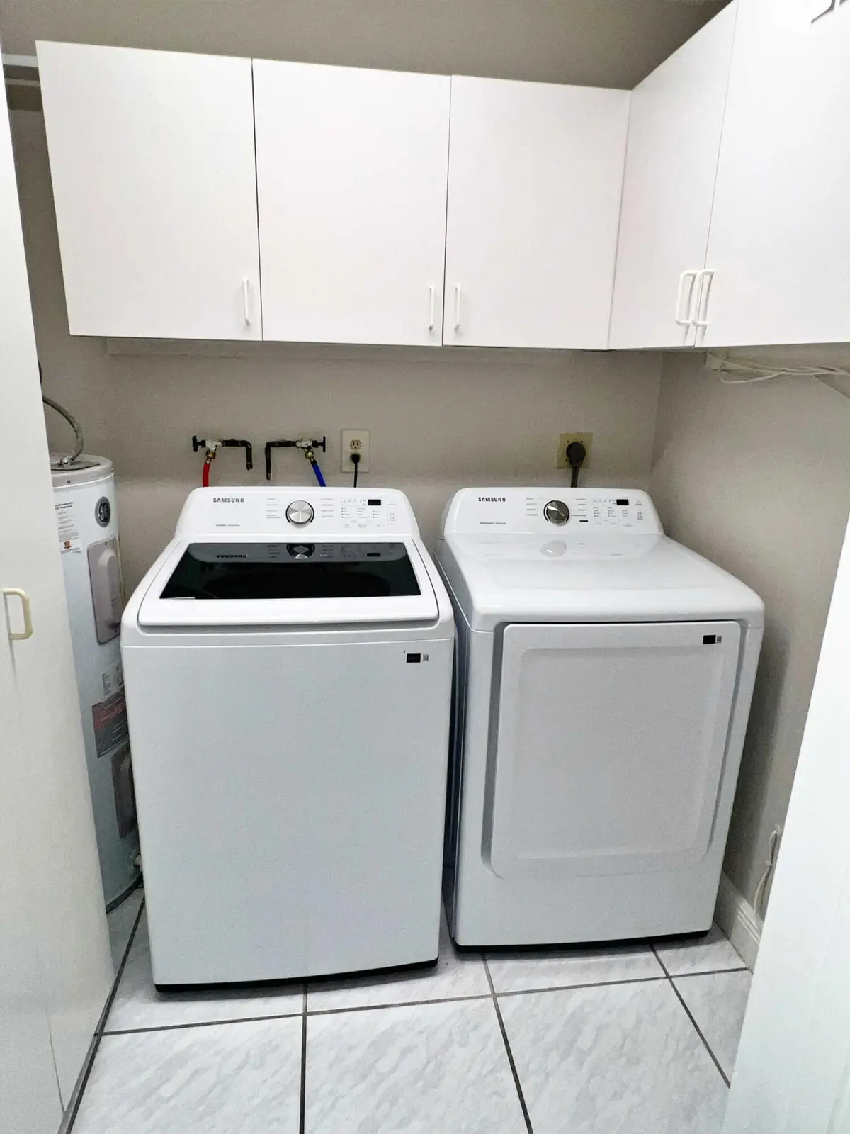 Laundry at 248 SE 8TH Terrace, Deerfield Beach