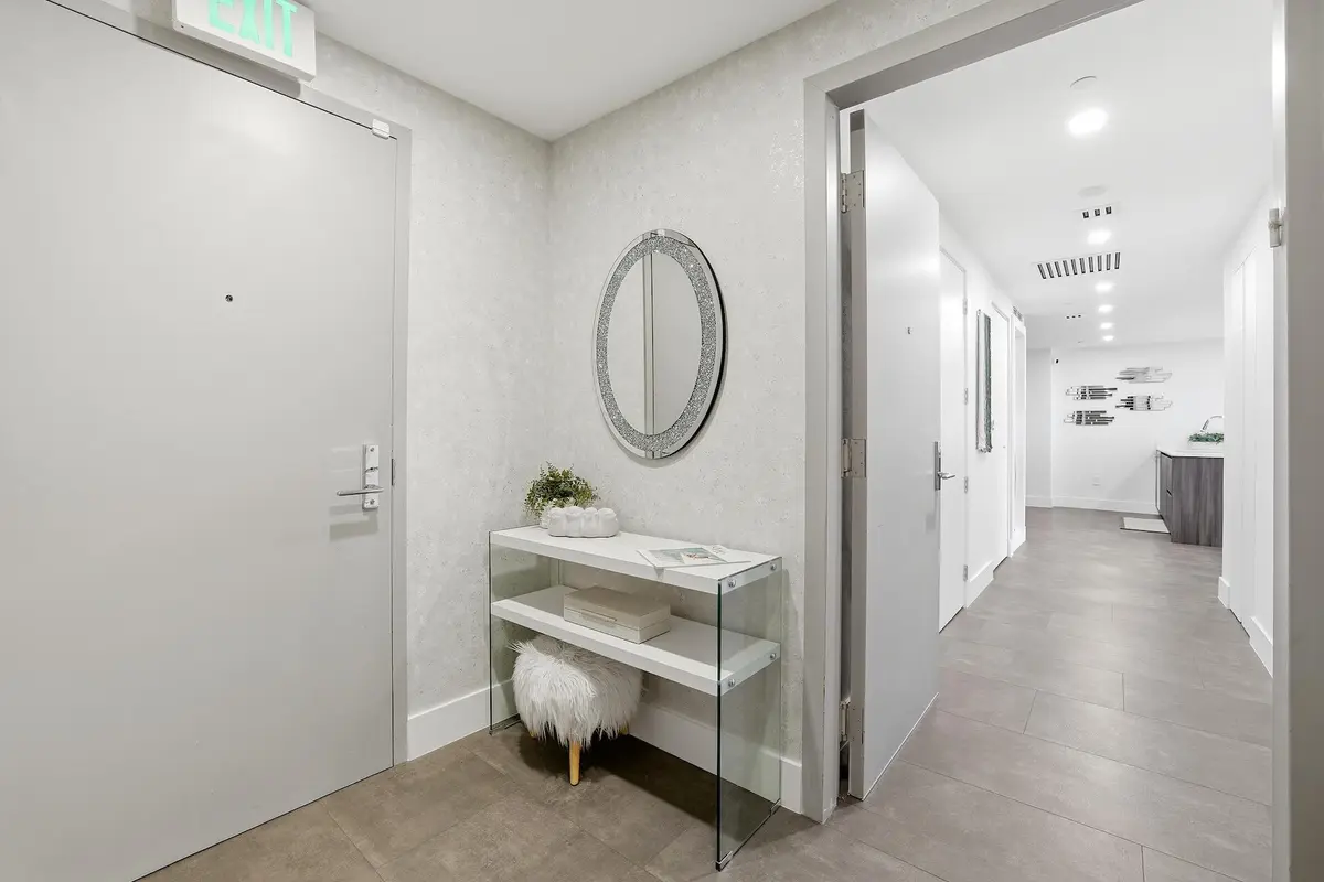 Private Foyer at 488 NE 18th Street 5009, Miami