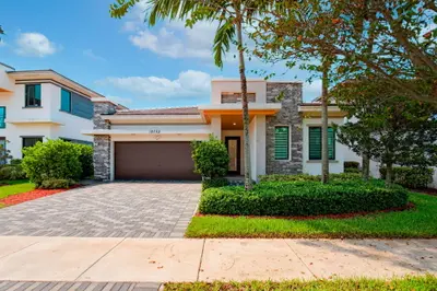 10785 PACIFICA Way, Parkland – Single Family Residence for sale