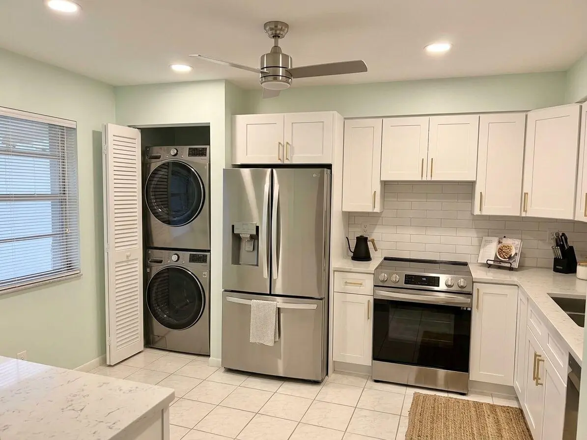 Untitled design (1) at 1101 COLONY POINT Circle 220, Pembroke Pines