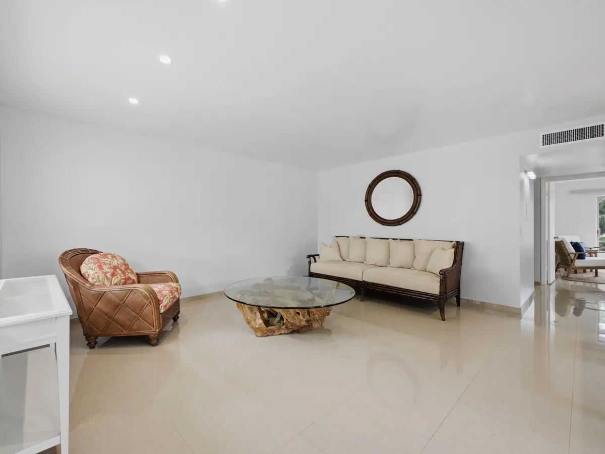 Living 1 at 471 Capri J, Delray Beach
