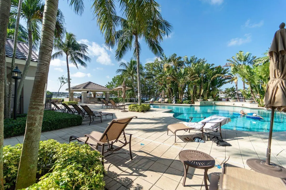 hbc pool 3 at 3594 S OCEAN Boulevard 301, Highland Beach
