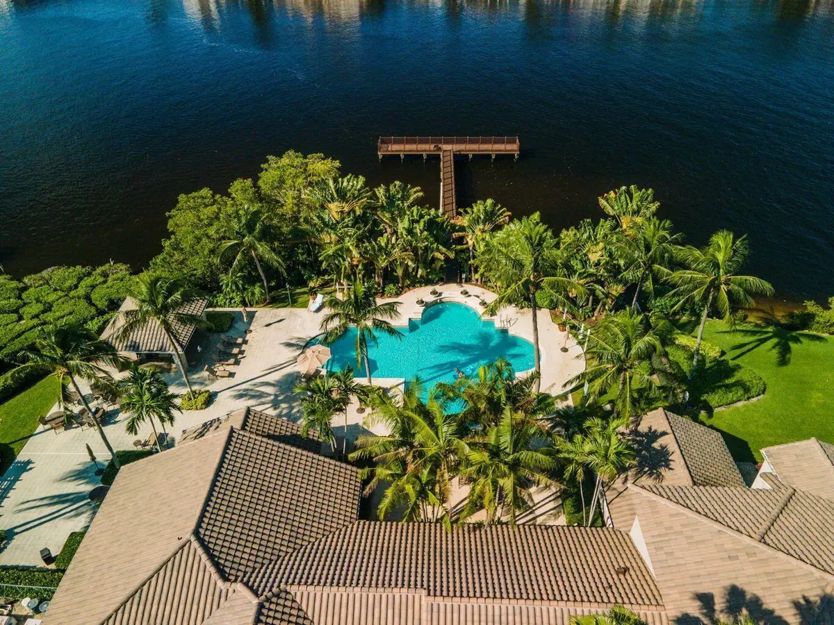 hbc pool 4 at 3594 S OCEAN Boulevard 301, Highland Beach