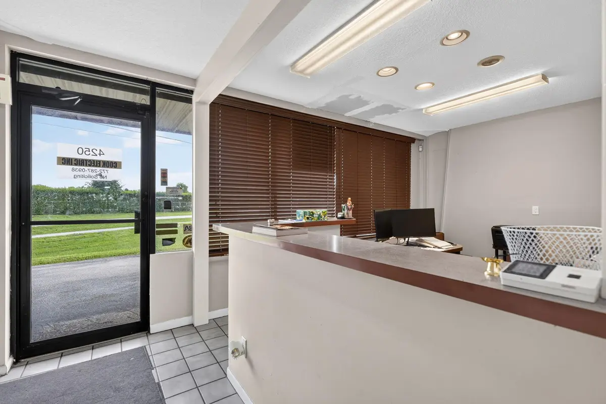 10-web-or-mls-_MLP0650 at 4248 SE COMMERCE Avenue, Stuart