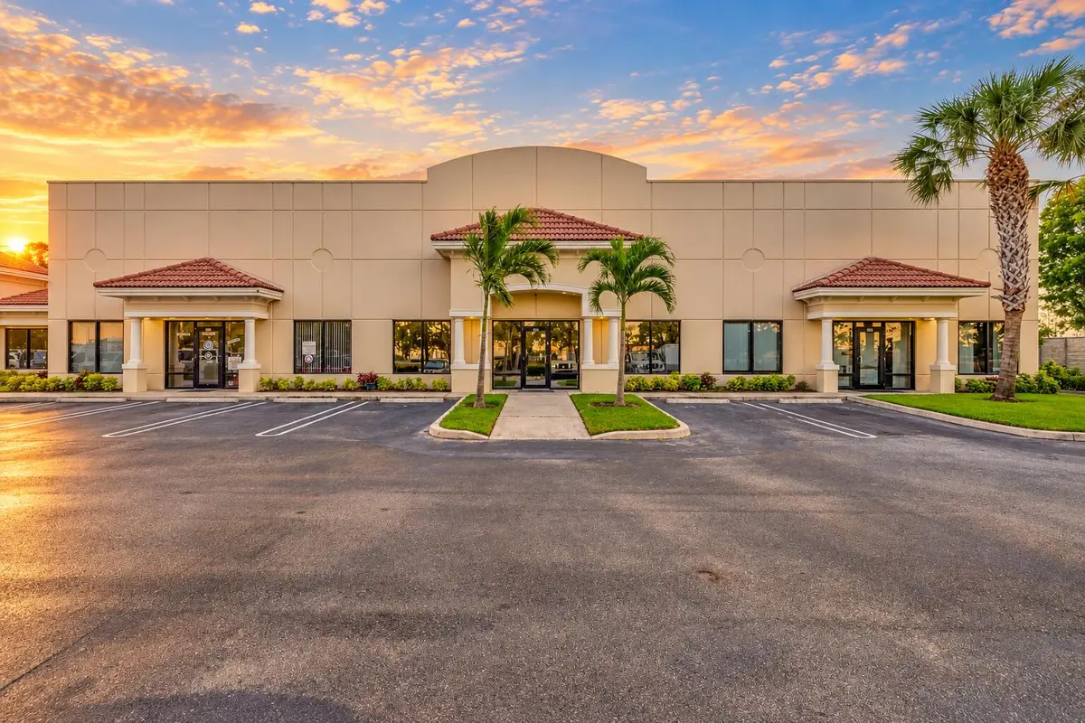 PFLG at 4450 NW 126TH 107, Coral Springs
