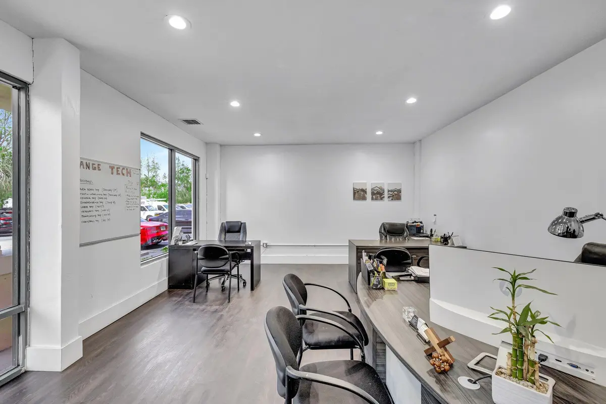 PFLG at 4450 NW 126TH 107, Coral Springs