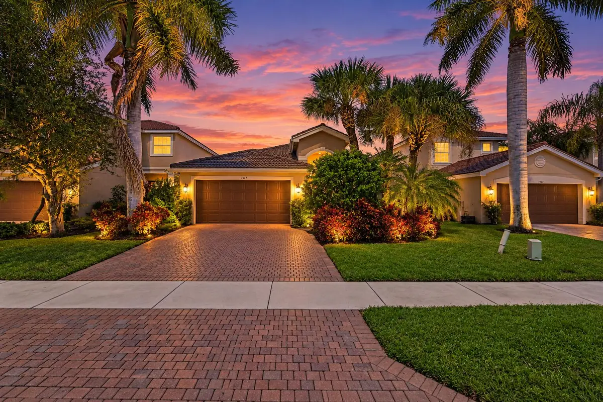 Twilight at 7667 CORKWOOD Avenue, Boynton Beach