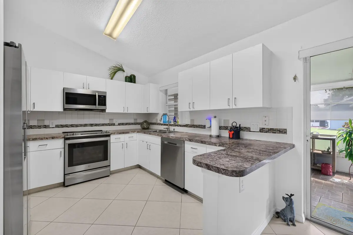 29-web-or-mls-3A5A0367 at 1060 NW Tuscany Drive, Port St. Lucie