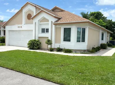 838 E PALM RUN Drive, North Lauderdale – Single Family Residence for sale