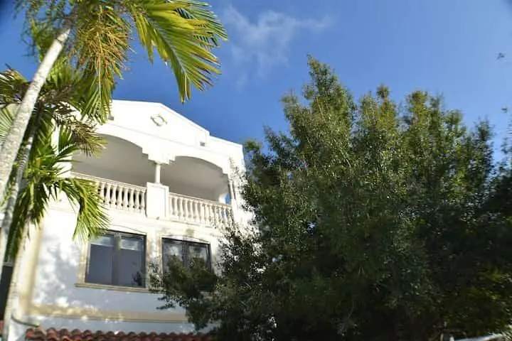 32b33920-6a0d-48a5-97eb-0b7fbe560834 (1) at 540 NE 17TH Avenue, Fort Lauderdale