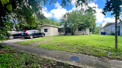 3999 NW 36TH Street, Lauderdale Lakes – Single Family Residence for sale
