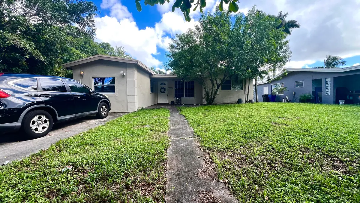 IMG_5303 at 3999 NW 36TH Street, Lauderdale Lakes