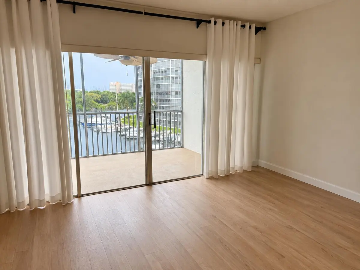 living room view at 1427 E Hillsboro Boulevard Apt 528, Deerfield Beach