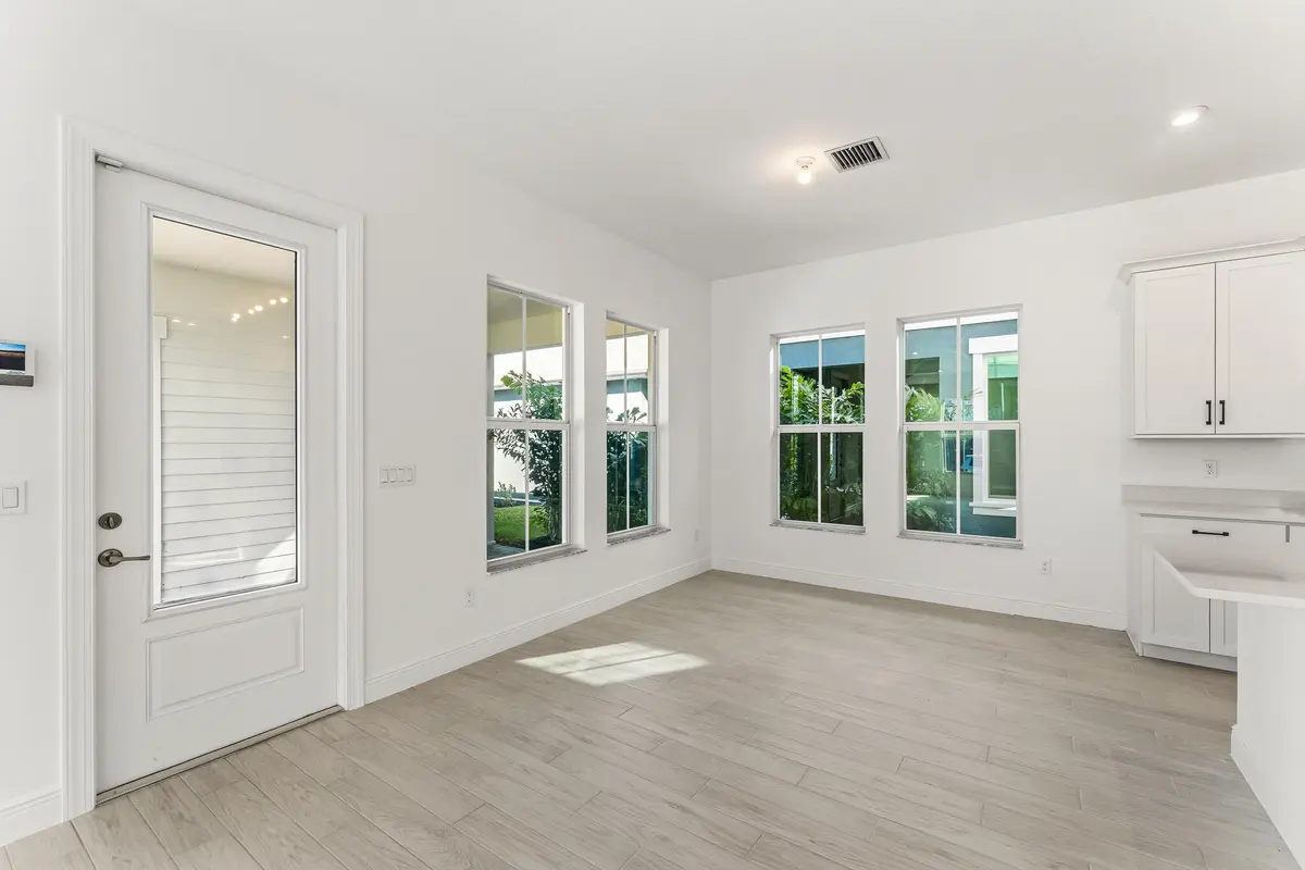 US_SEF_MARIGOLD_LOT 106_DINING at 10630 SW Pioneer Parkway, Palm City
