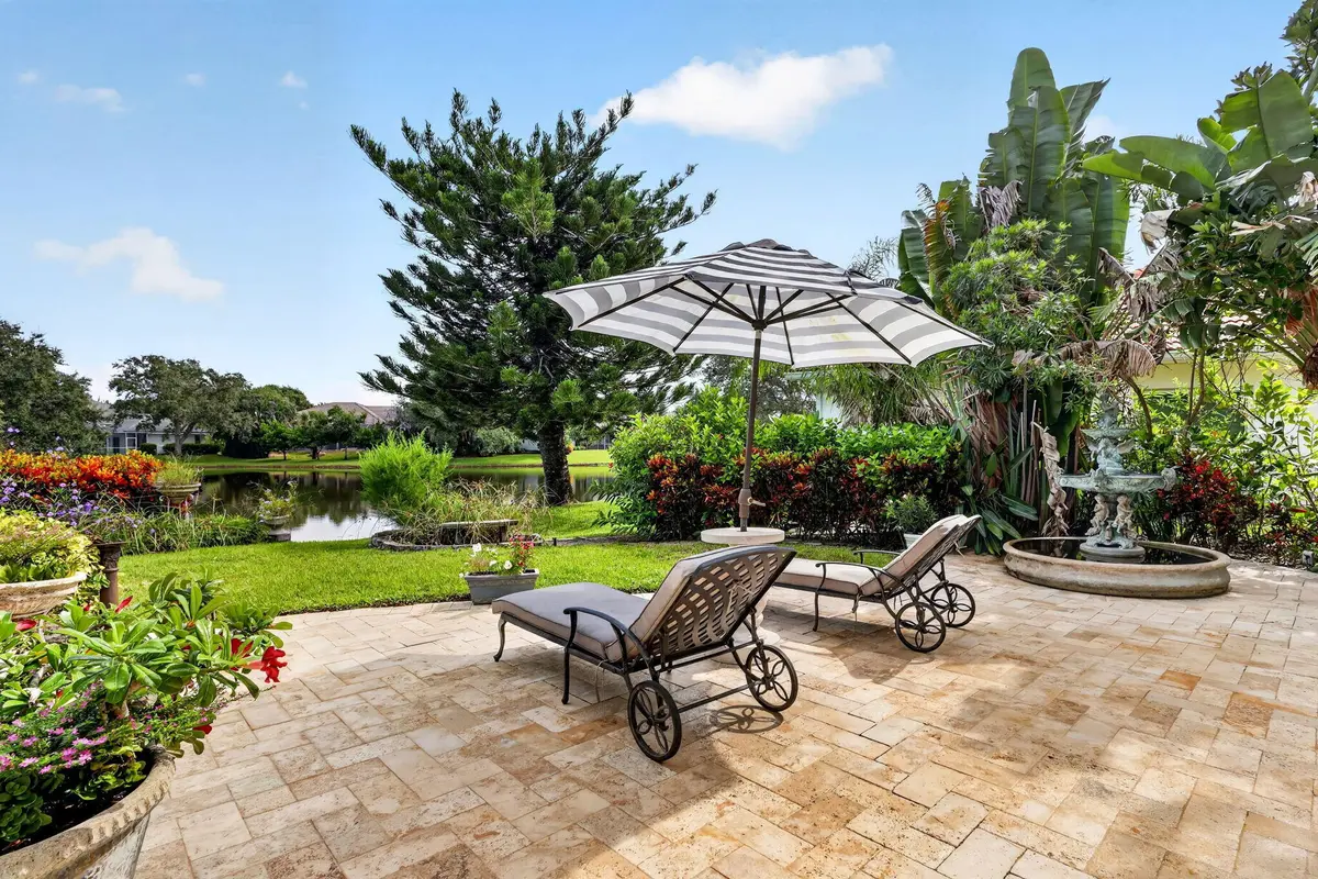 99-web-or-mls-5P1A9836 at 700 MARBRISA RIVER Lane, Vero Beach