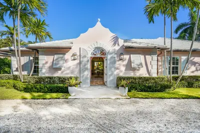 261 EL DORADO Lane, Palm Beach – Single Family Residence for rent