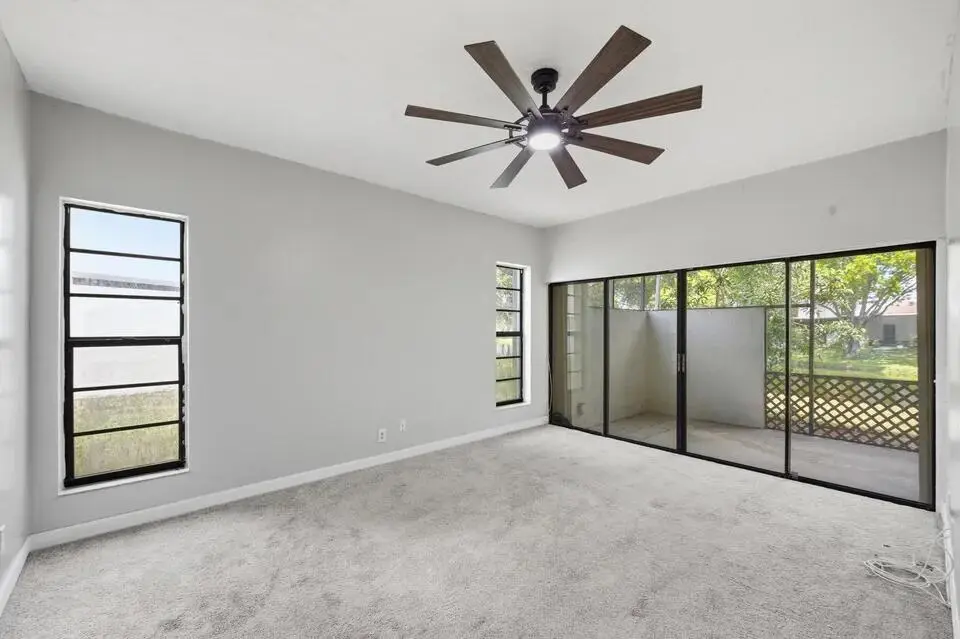 MASTER BEDROOM at 1097 NW 98TH Terrace 110, Pembroke Pines