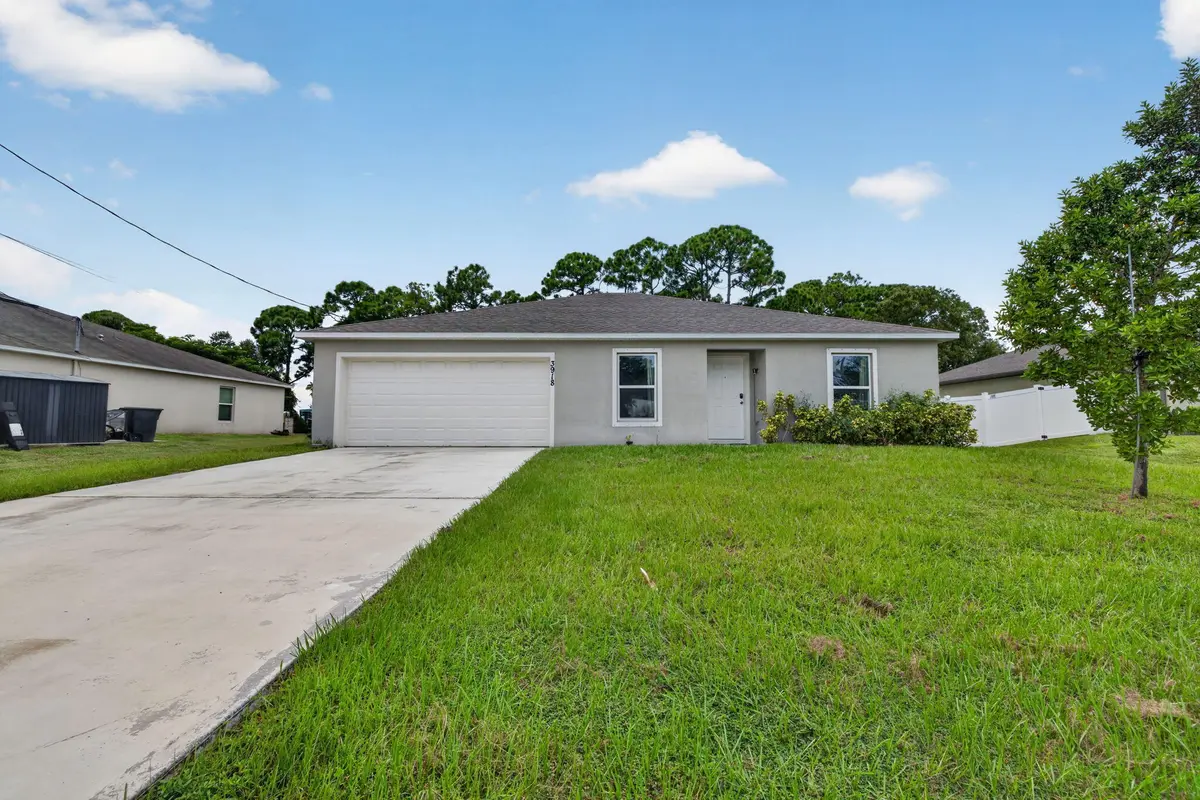 Front exterior at 3918 SW BRUNSWICK Street, Port St. Lucie