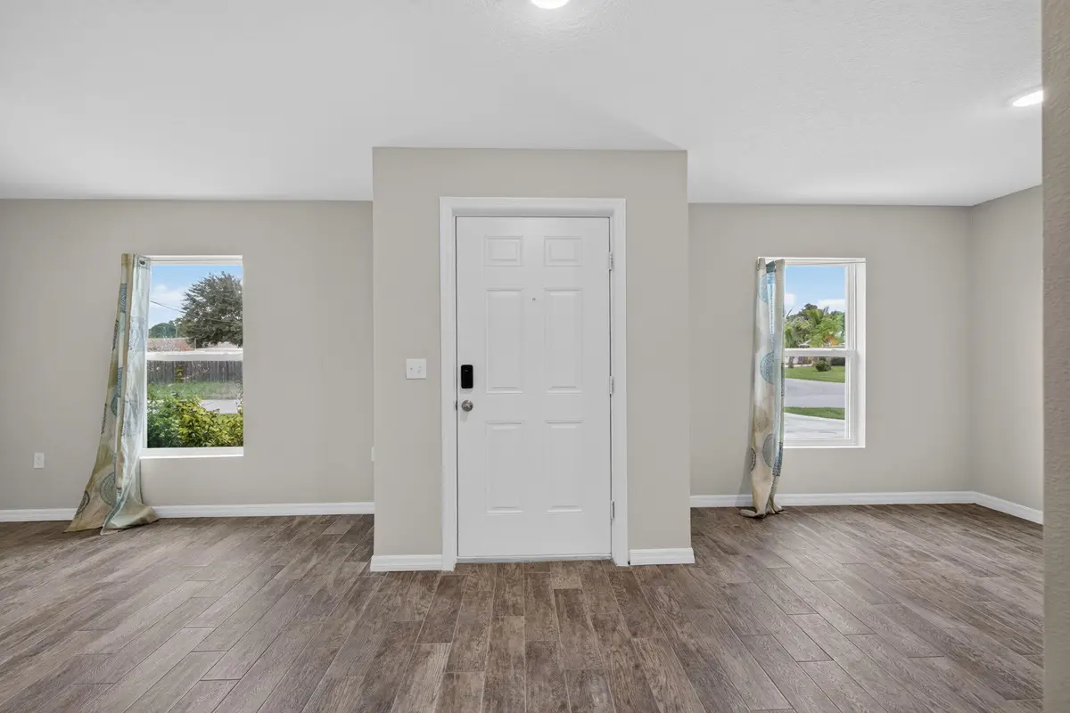 Entry way at 3918 SW BRUNSWICK Street, Port St. Lucie