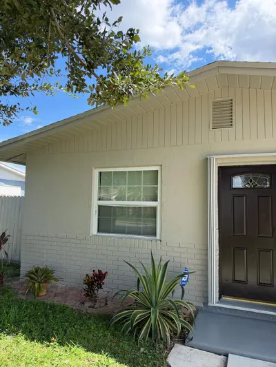 2518 SE Harrison Street, Stuart – Single Family Residence for rent