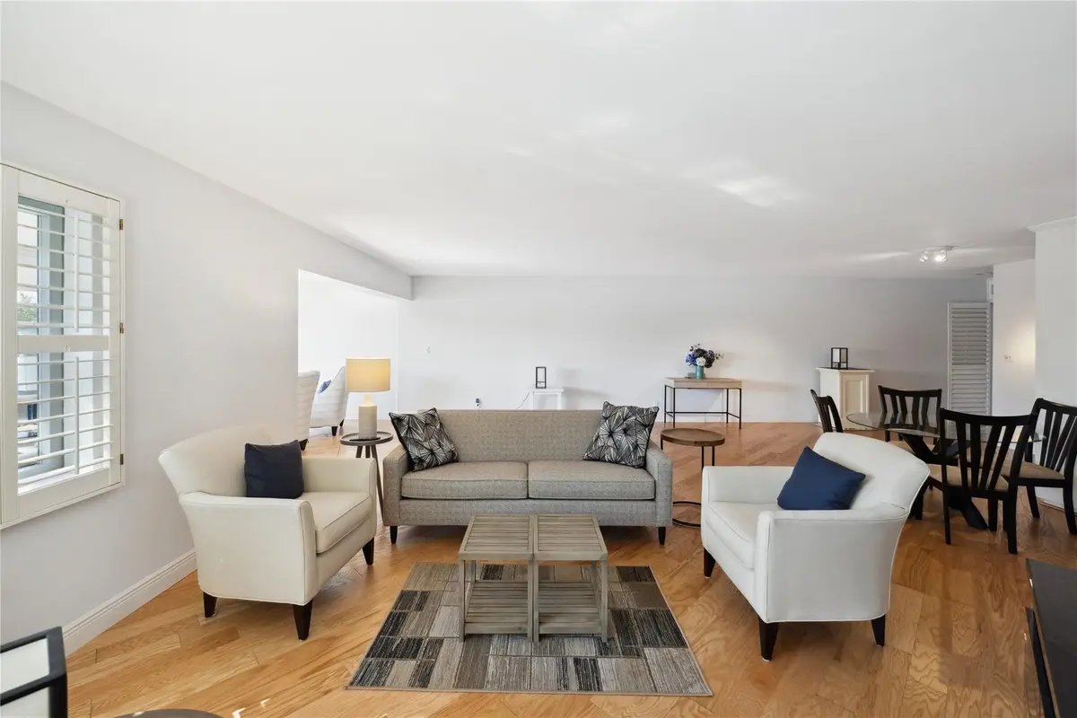 Photo 7 at 818 SE 4TH Street 201, Fort Lauderdale