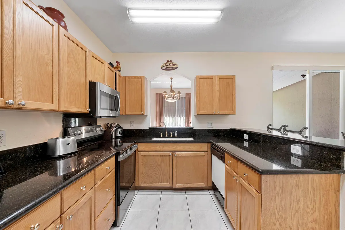 10588 Nw 56th Dr_015 at 10588 NW 56TH Drive, Coral Springs