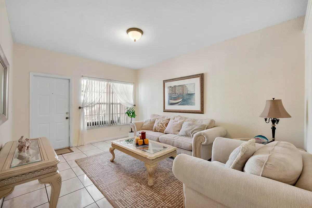 10588 Nw 56th Dr_007 at 10588 NW 56TH Drive, Coral Springs