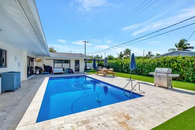 502 SW 28TH Avenue, Boynton Beach – Single Family Residence for sale