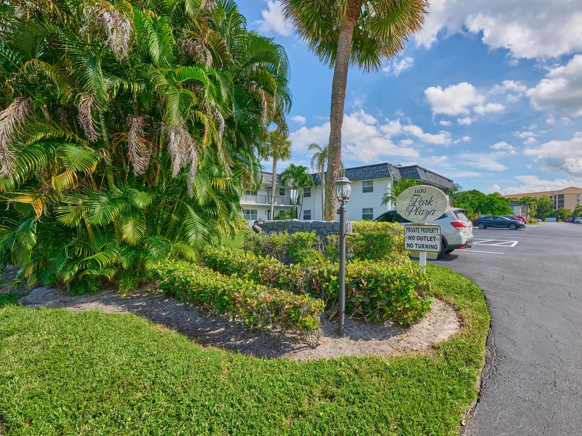 Park Plaza Entry Sign at 1100 E Indiantown Road 104, Jupiter