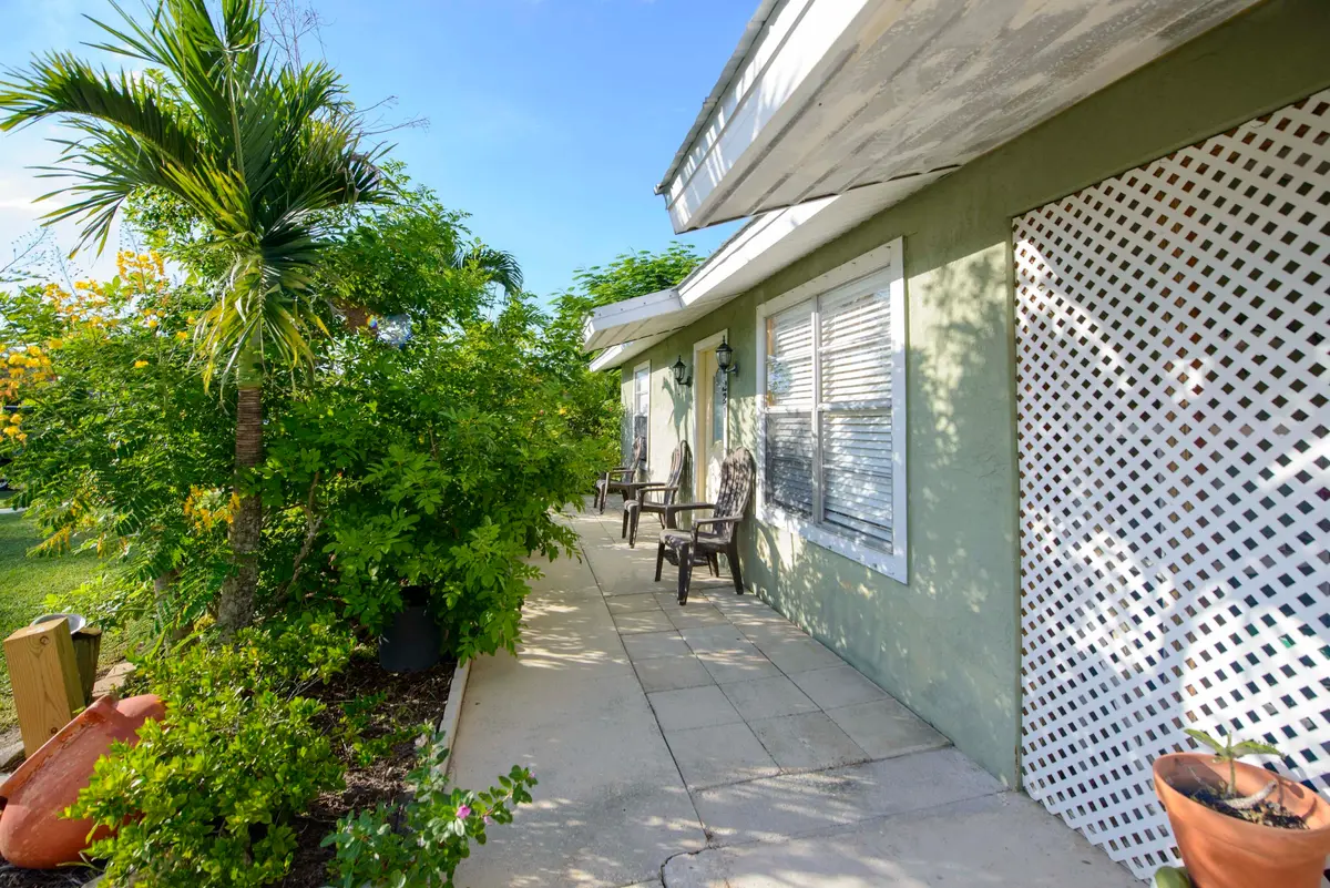 01- Front (6) at 221 SW CALMOSO Drive, Port St. Lucie