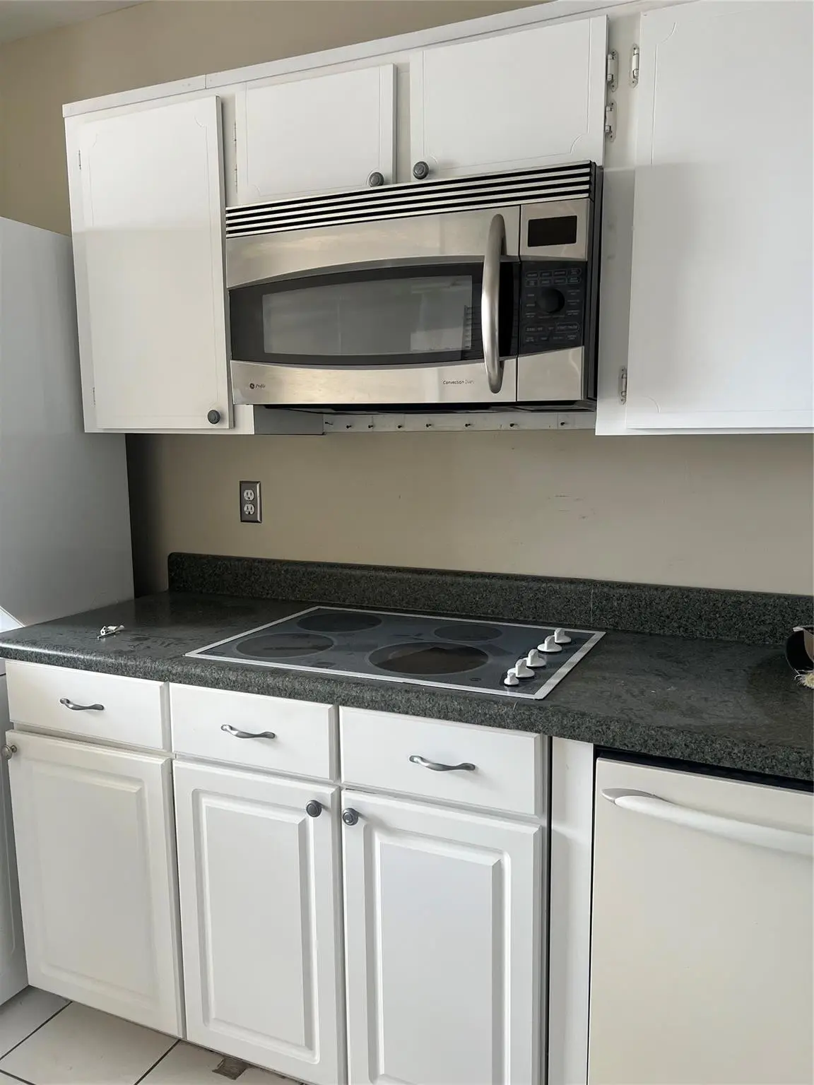 Photo 5 at 3100 NE 48th Street 805, Fort Lauderdale