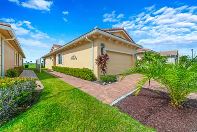 26059 SW Viterbo Way, Port St. Lucie – Villa for sale