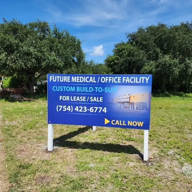 Contact signage at 1119 45th Street, Mangonia Park