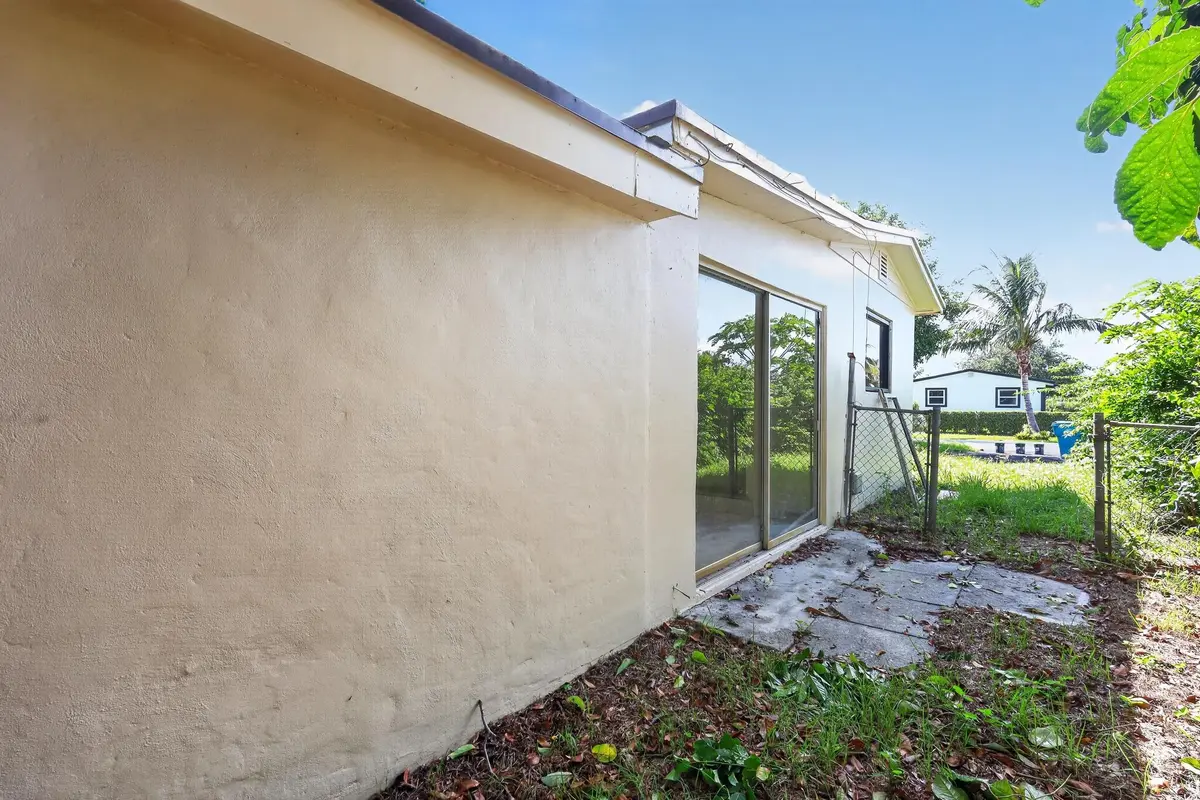 2740 NW 2ND Street, Boynton Beach, FL – photo 4