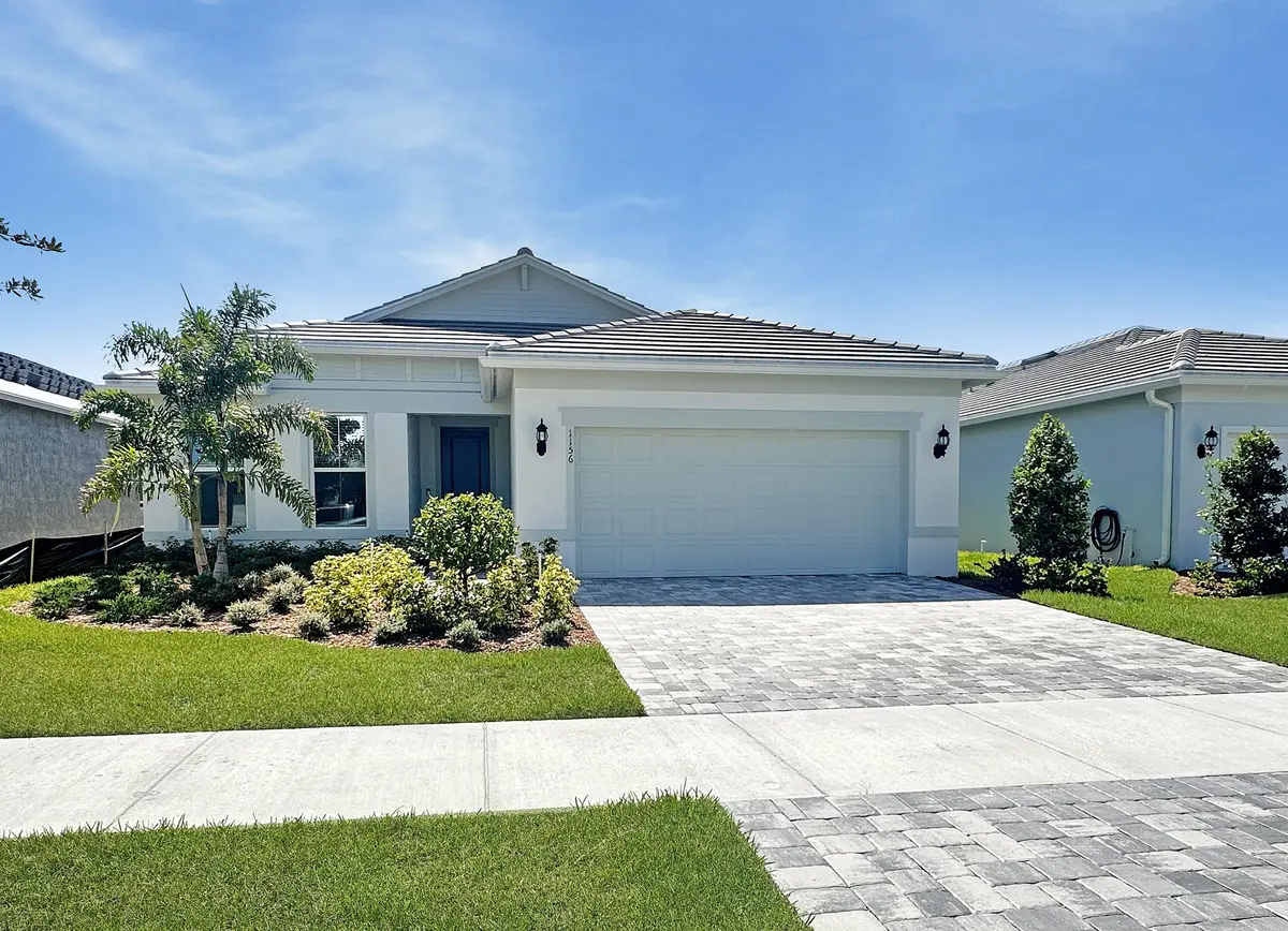 Front View at 1156 HAVEN Circle, Vero Beach