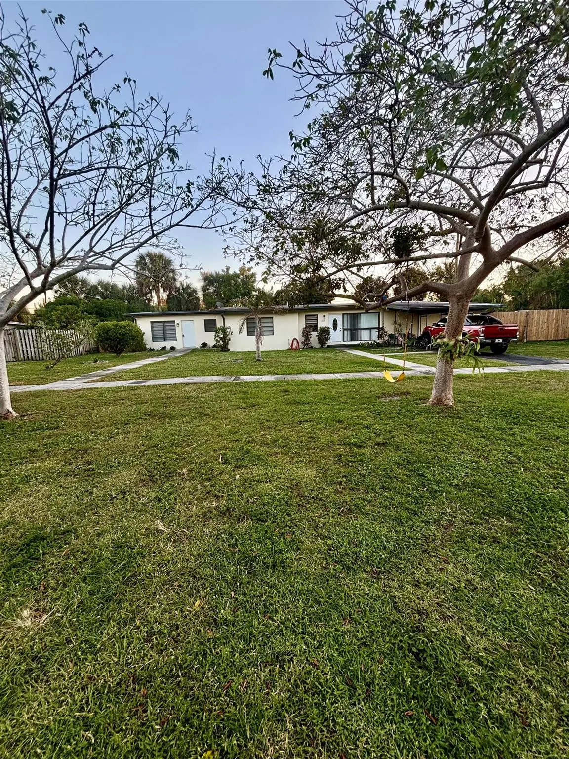Photo 2 at 4380 SW 11TH Street, Plantation
