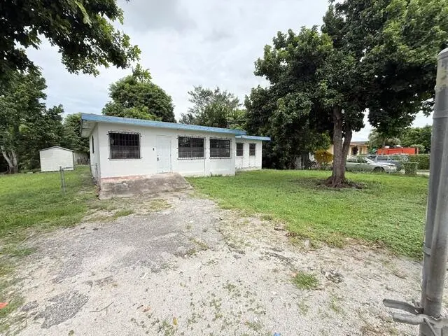 IMG_9123 at 1421 NW Avenue D, Belle Glade