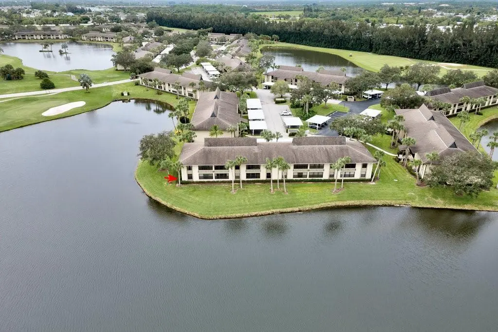 GetMedia (1) at 22 PLANTATION Drive 106, Vero Beach
