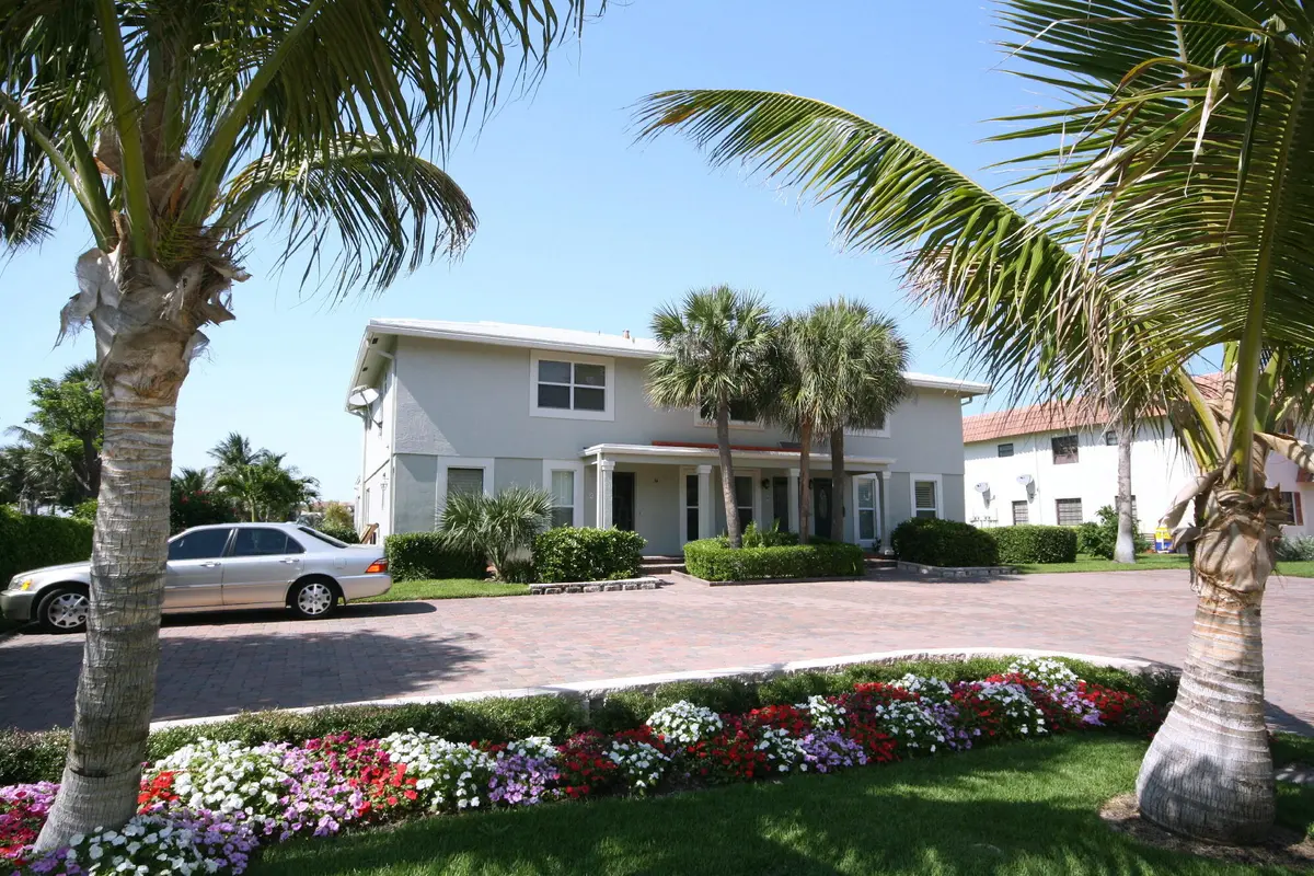 Front at 1019 BEL AIR Drive B, Highland Beach