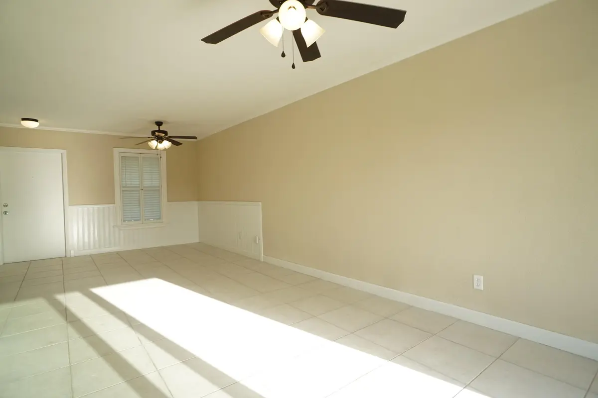 510 Prosperity Farms Road 7B, North Palm Beach, FL – photo 4